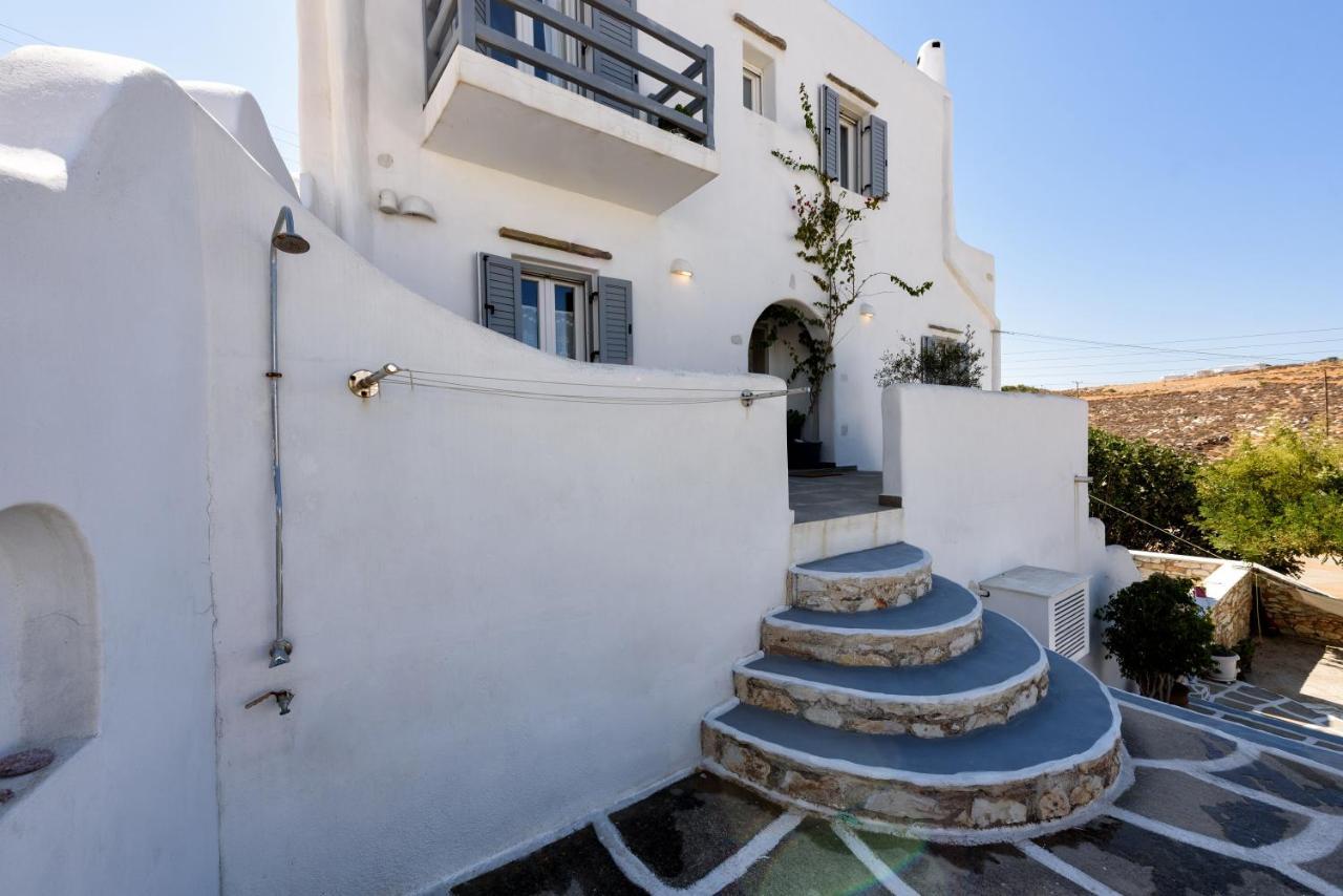 Hara'S Villa In Naousa , Paros Exteriör bild