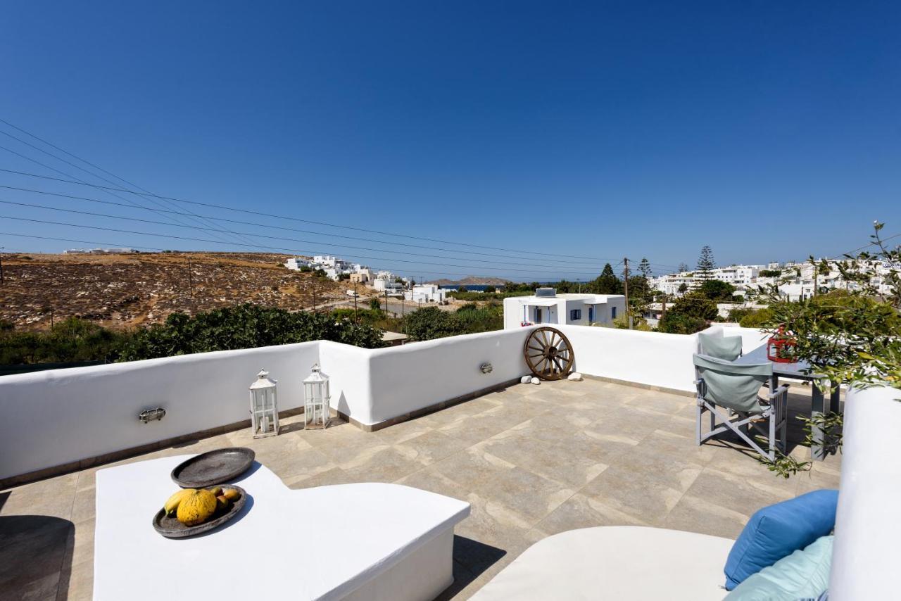 Hara'S Villa In Naousa , Paros Exteriör bild