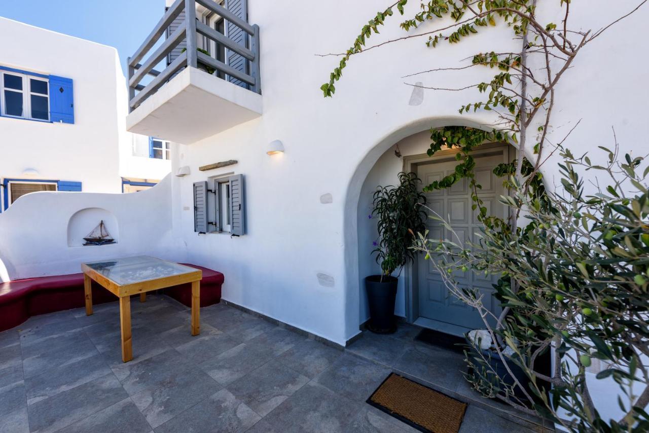Hara'S Villa In Naousa , Paros Exteriör bild