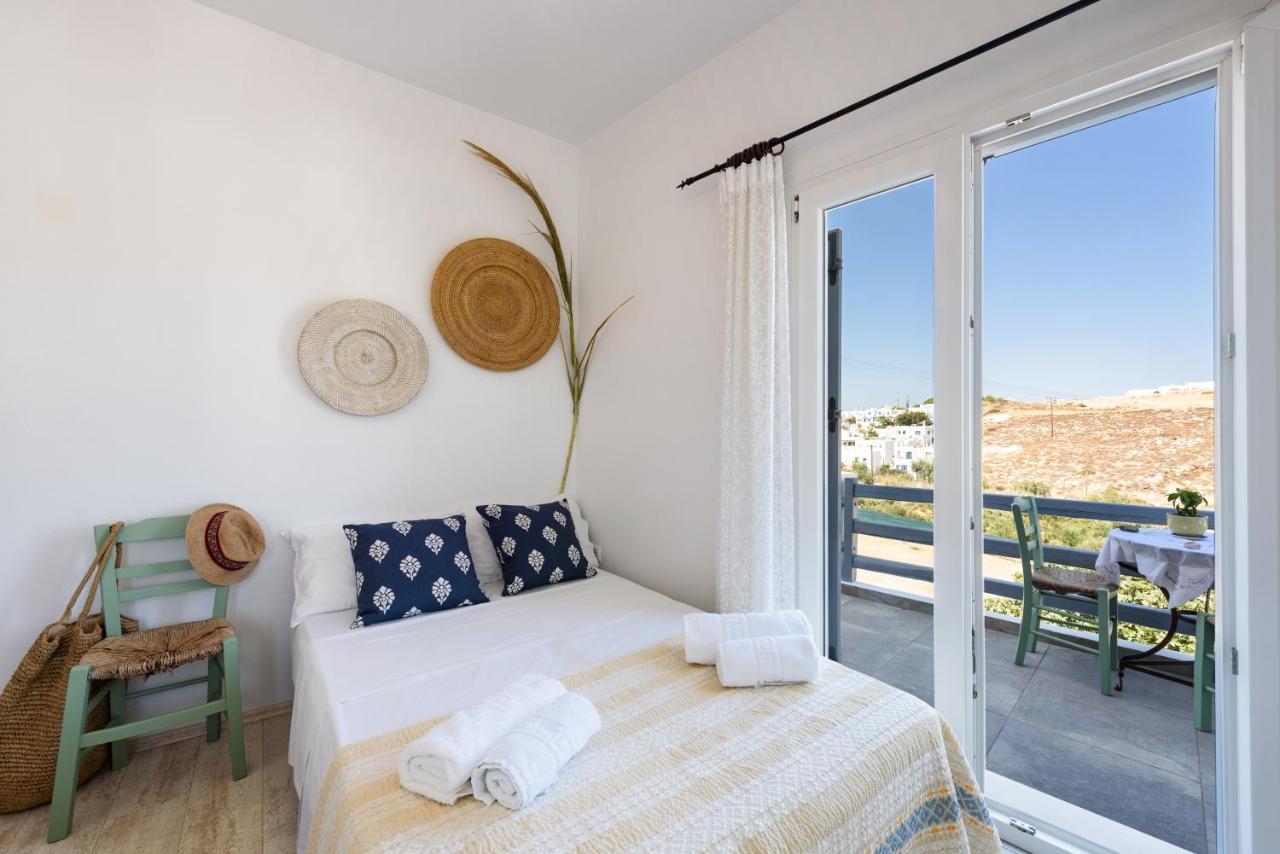 Hara'S Villa In Naousa , Paros Exteriör bild