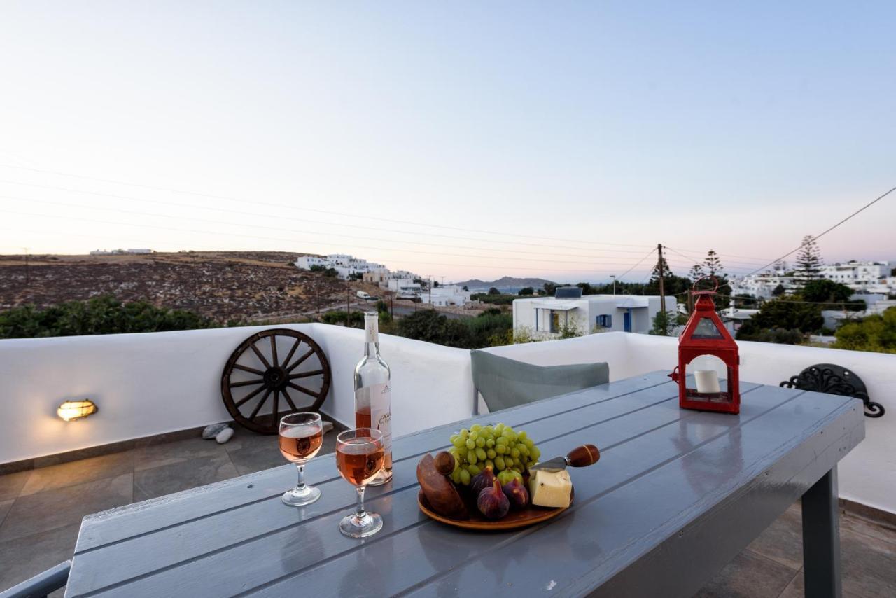 Hara'S Villa In Naousa , Paros Exteriör bild