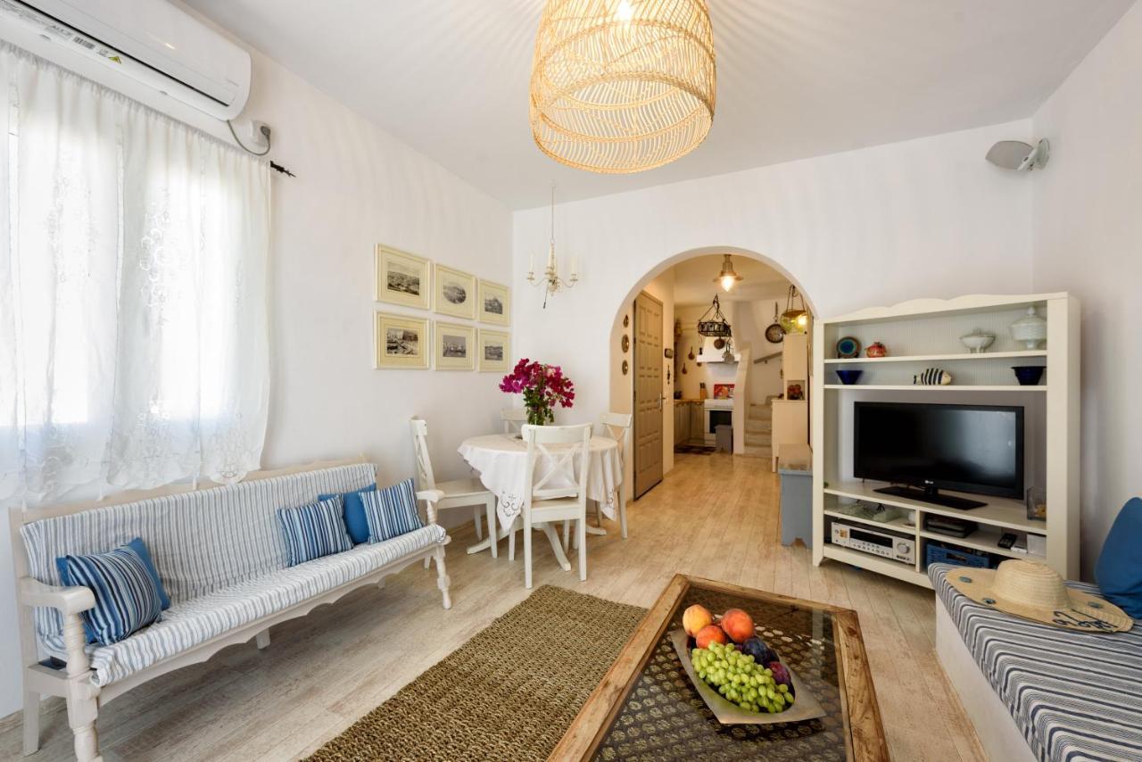 Hara'S Villa In Naousa , Paros Exteriör bild