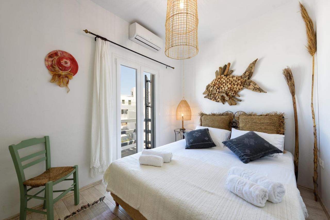 Hara'S Villa In Naousa , Paros Exteriör bild