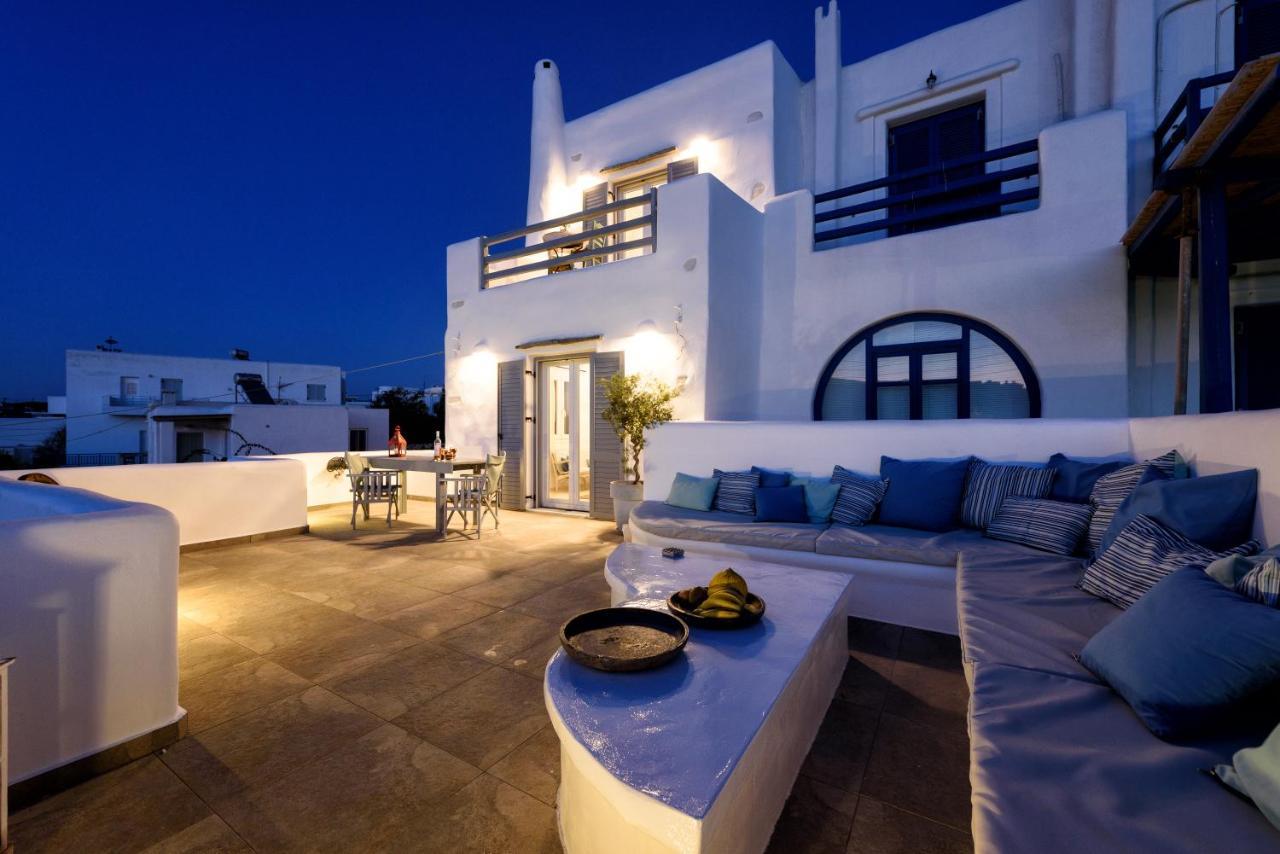 Hara'S Villa In Naousa , Paros Exteriör bild