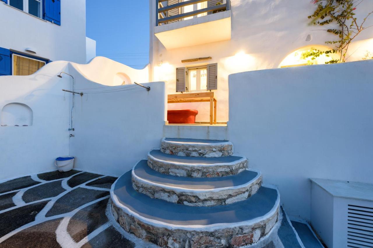 Hara'S Villa In Naousa , Paros Exteriör bild